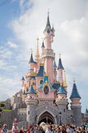 You are going to another disney site and a different privacy policy, terms of use and/or sales terms and conditions may apply. Disneyland Paris Vergleiche Tickets Und Preise