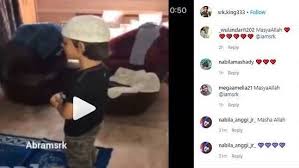Khan started out his career by appearing in several. Video Tular Anak Shah Rukh Khan Solat Baca Al Fatihah Kitareporters Semua Boleh Jadi Reporter