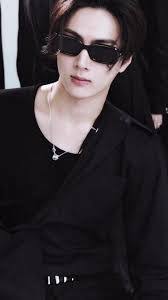 Jay Pilot's Instagram, Twitter & Facebook