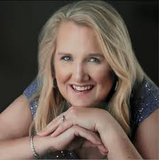 How To Host Book Clubs For Your Team (SO FUN!)🤩