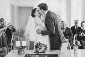 Jeder brautkleid kann maßgeschneidert werden. Juli Photography Publicaciones Facebook