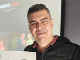 Eduardo Luis habló del momento más difícil de su carrera: por un error  durante la transmisión de un partido sus hijas fueron amenazadas