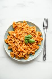 Easy Peasy Schnelle Kurbis Nudelsosse Rezept Nudelsosse Nudel Rezepte Clean Eating
