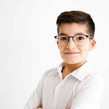 Brandon Lopes's Instagram, Twitter & Facebook