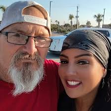 ✨ NEW IN SATX ✨ Checked out @burgers_vs_tacos, one of San Antonio's newest  spots, and we came for the burgers! 🍔🔥 They put a fun, creative twist