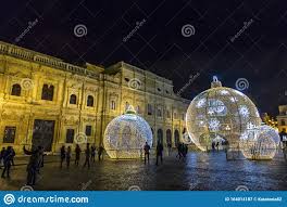 Tu tienda de muebles en sevilla. Decoracion Luminosa En Sevilla Espana Fotografia Editorial Imagen De Tradicional Navidad 164014187