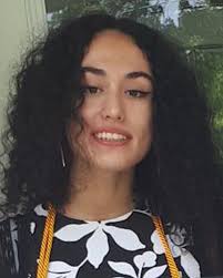 Obituary of Chloé Savoie