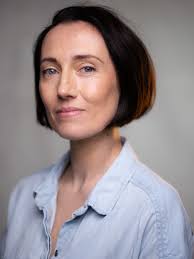 Great to see Vee Smith and Sadiq Ali back in the air again as they take The  Unlikely Friendship of Feather Boy and Tentacle Girl to the  @madeinscotland_showcase at @EdFringe from today!