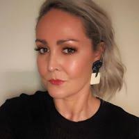 Maggie Hewitt Email & Phone Number