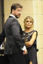 Emmerdale actress gemma oaten's has opened up about her battle with anorexia. Nick Knowles Canoodles With Emmerdale S Gemma Oaten After Tv Choice Awards Ok Magazine