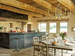 10 Cuisines Pour Recevoir Cuisines De Campagne Francaise Interieur Maison De Campagne Cuisines Maison