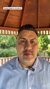 Aaron Loy's Instagram, Twitter & Facebook