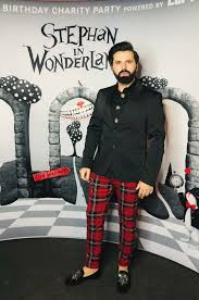 Maybe you would like to learn more about one of these? Hmm Ce Avem Noi Aici Man Alone At Charity Party Trends By Adina Buzatu Tria Alfa Giuseppe Zanotti Bravo Ai Stil G Charity Party Party Trends Style