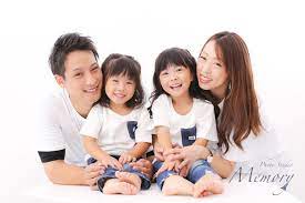 フォトスタジオ 子供写真館 子供 家族写真 ファミリー 女の子 オシャレ貸切フォトスタジオ 赤ちゃん 家族写真 家族の写真 家族写真のポーズ