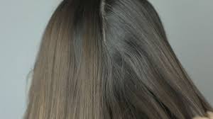 Bleached damaged hair is in desperate need of conditioning. How To Bleach Dyed Hair With Pictures Wikihow