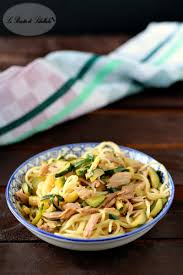 Spaghetti Aglio Olio Peperoncino Zucchine E Tonno Le Ricette Di Libellula Ricetta Ricette Ricette Di Pasta Cibo Etnico
