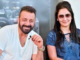 Sanjay Dutt S Wife And Twin Children Fly Home To India From Dubai Bollywood Gulf News He does not find anything odd in acknowledging hindu and muslim culture. india from dubai bollywood