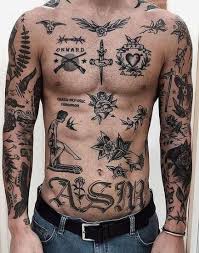 39 Trendy Tattoo Old School Black Chest Small Chest Tattoos Cool Chest Tattoos Traditional Tattoo