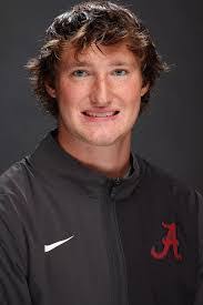 Brooke Elias's Instagram, Twitter & Facebook