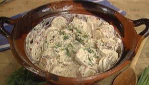 Red potatoes and lots and lots of snipped chives give this simple potato salad pizzazz. Creamy Potato Salad Food Recipes P Allen Smith Garden Home Creamy Potato Salad Recipes Delish Recipes