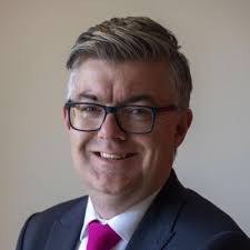 Neil Mcintosh's Instagram, Twitter & Facebook