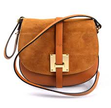 Styl crossbody kabelky může být vše od sportovního vzhledu až po opravdu elegantní doplněk například párty outfitu. Ù…Ø§ ÙŠØ¹Ø§Ø¯Ù„ Ù…ØªØ±Ø¬Ù… Ù…Ø³Ù…ÙˆØ¹ Kabelka Camel Translucent Network Org