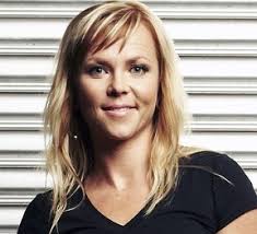 No jessi has left and has agreed to do mythbusters while one of their cast members is on maternity leave. Jessi Comb S Smiles Will Now Be A Memory After Her Tragic Death While Trying To Set A New Record News Herder