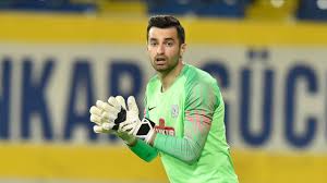 Çaykur rizespor'da geçtiğimiz sezon başarılı bir performans sergileyerek a milli takım'a da seçilen genç kaleci gökhan akkan, basın mensuplarının sorularını yanıtladı. Hasan Kartal Besiktas In Gokhan Akkan I Istedigi Dogrudur Mackolik Com