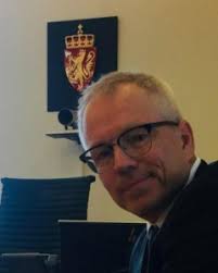 Advokat Knud Jacob Knudsen ✓