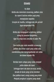 Masyarakat di belahan bumi manapun saat ini sedang diusik oleh mitos ' cinta sejati ', dan dibuai oleh impian 'cinta suci'. 11 Puisi Islami Pendek Menyentuh Hati Tentang Hijrah Dan Cinta