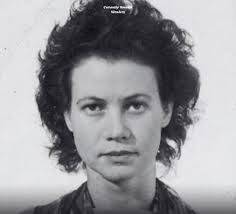 Wearing a non-traditional wedding dress with family significance