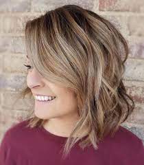50 Gorgeous Wavy Bob Hairstyles With An Extra Touch Of Femininity Wavy Bob Hairstyles Messy Bob Hairstyles Wavy Bob Haircuts