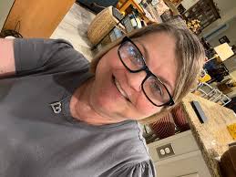 Genuine question. How does Princess Kate still have her hair if she's  having chemotherapy. I have always believed that our hair falls out under  chemo treatment.