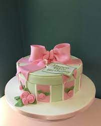 Vintage Hat Box Birthday Cake In Pink And Green Hat Box Cake Birthday Cakes For Women Cakes For Women