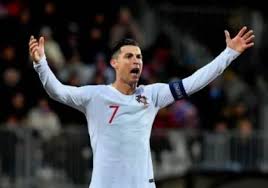 رونالدو وميسي يُصارعان الكبار على لاعب القرن. Ø±ÙˆÙ†Ø§Ù„Ø¯Ùˆ ÙŠØ­ØµØ¯ Ø¬Ø§Ø¦Ø²Ø© Ø¬Ù„ÙˆØ¨ Ø³ÙˆÙƒØ± Ù„Ø£ÙØ¶Ù„ Ù„Ø§Ø¹Ø¨ ÙÙŠ Ø§Ù„Ø¹Ø§Ù„Ù… Ø³Ù…Ø§ Ø§Ù„Ø¥Ø®Ø¨Ø§Ø±ÙŠØ©