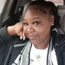 Shyra Carter's Instagram, Twitter & Facebook