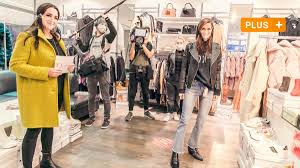 Alle, die bei shopping queen mitmachen, bekommen eine kleine aufwandsentschädigung. Gersthofen Shopping Queen Ist In Gersthofen Unterwegs Augsburger Allgemeine