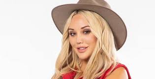 Charlotte also trends on the list of famous people who were born on may 17 charlotte height and weight: Charlotte Crosby Height Weight Measurements Bra Size Shoe Biography