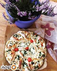 فطاير بالجبنة المنزلية بالصور من Shahinaz Bilal Recipe Food Vegetable Pizza Vegetables