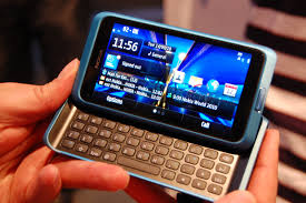 Nokia E7 Starts Shipping In Selected ...