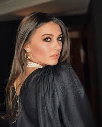Peki alperen duymaz'ın yeni sevgilisi burcu özberk kimdir nereli kaç yaşında? Burcu Ozberk Kimdir