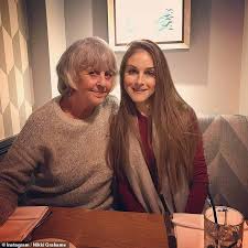 It is grahame, originally from northwood in london, had recently received treatment for an eating disorder at a specialist clinic following a fundraising. Nikki Grahame S Mother Brands Lockdown The Final Blow For Her Eating Disorder Latest News Today