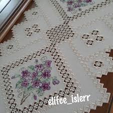 Odemis Ipegine Yaptigim Bir Yatak Odasi Takimi Embroidery Elnakisi Elisi Nakis Lale Embroideryblog Eldokumasiipek O Nakis Kanavice Tasarimlari Kanavice