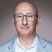 David Lewey's Instagram, Twitter & Facebook