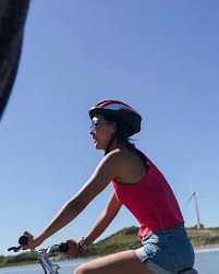 View latest posts and stories by @inez_leong inez leong 梁諾妍 in instagram. Inez Leong æ¢è«¾å¦ On Instagram ä¿‚è¸ä¸Šäº†ä¸€æ¢é'æ˜¥ä¹‹è·¯å'€ é§•åˆ°è¥¿æ¾³