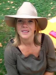 Lesley Morrison: Husband cradled wife after finding her crushed in  Inglewood garage