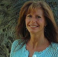 Jeanne Doerr's Instagram, Twitter & Facebook