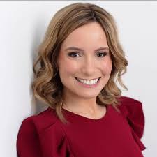 Vickie Norman's Instagram, Twitter & Facebook