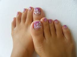 Get great deals on ebay! Gel Nail Airbrush Effect With 3d Flowers On Big Toes Simple Toe Nails Easy Toe Nail Designs Flower Toe Nails