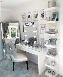 Glam Beauty Room Vanity Decor Penteadeira Neckliness Decor Penteadeira Stylish Bedroom Glam Bedroom Decor Bedroom Decor